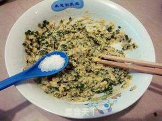 一款美味的早餐饼——鸡蛋韭菜豆渣饼的做法步骤:7