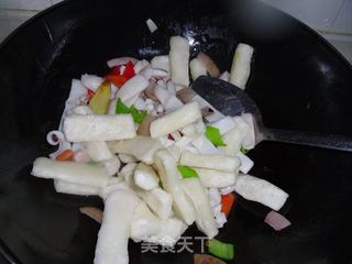 鱿鱼炒年糕的做法步骤：8