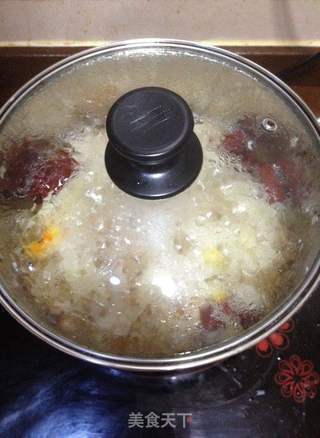 红枣桂圆银耳羹的做法步骤:11
