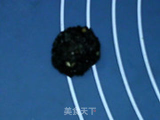 黑芝麻饴球的做法步骤:6