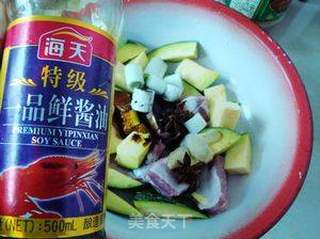 电饭煲懒人菜——排骨焖南瓜的做法步骤:6