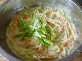 早餐好伴侣---西葫芦锅塌子的做法步骤：4