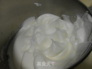 经典蛋糕——戚风蛋糕的做法步骤:4