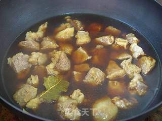胡萝卜炖牛腩的做法步骤:4