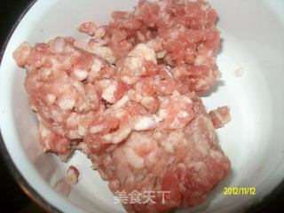 双椒肉末的做法步骤:2