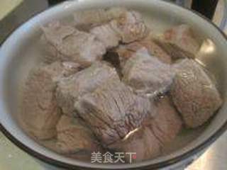 土豆炖牛肉的做法步骤:3