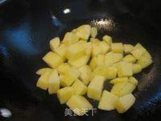 土豆炖牛肉的做法步骤:4