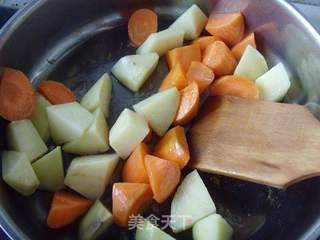 浓香四溢---椰汁咖喱牛肉的做法步骤:5