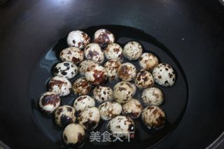 快速剥鹌鹑蛋的做法步骤:2