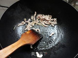 最最简单的家常面食-------青菜肉丝汤面的做法步骤:3