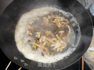 最最简单的家常面食-------青菜肉丝汤面的做法步骤:4