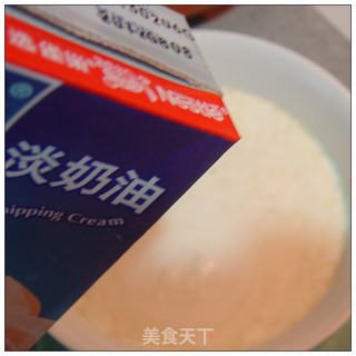 熊熊故事之熊熊也爱吃布丁----三色豆浆布丁的做法步骤：5