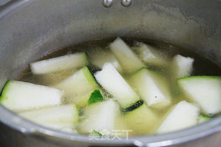 冬瓜薏米龙骨汤的做法步骤:5