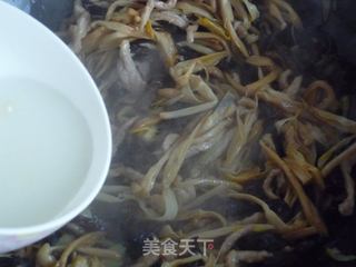 黄花菜木耳炒肉丝的做法步骤：13