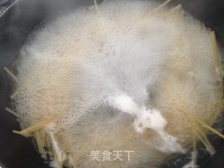 意大利面Carbonara的做法步骤:2
