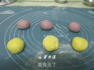 双色开花馒头的做法步骤:5