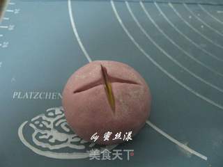 双色开花馒头的做法步骤:7