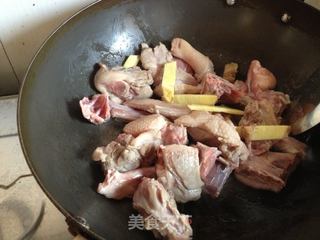 尊重原味——紫苏炖鸭的做法步骤:2