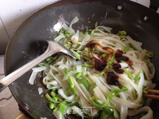 炒河粉的做法步骤:7