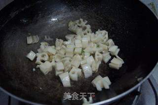 鱼香杏鲍菇藕丁的做法步骤:6