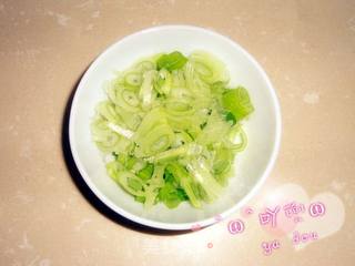 葱香蒸饼的做法步骤:2