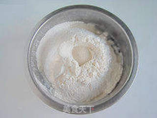 【葡萄奶酥面包】--- 简单而不失美味(全程面包机版)的做法步骤:3