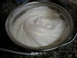 蓝莓戚风卷的做法步骤:9