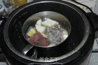 补脾益肾--山药乌鸡汤的做法步骤:5