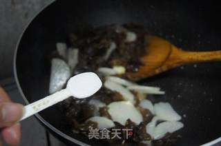 木耳炒山药的做法步骤:8