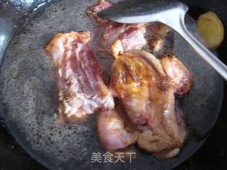 家常白菜豆芽炖大骨的做法步骤:5