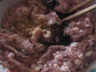 白菜猪肉包的做法步骤:6