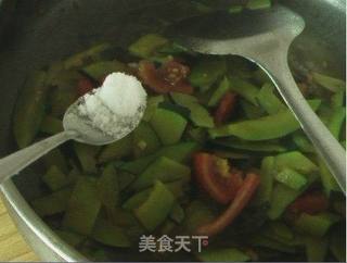 西红柿炒嫩南瓜的做法步骤:8