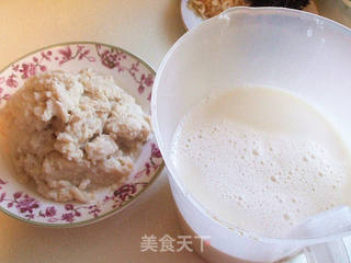 经典四大金刚早餐之一----咸豆浆的做法步骤:2