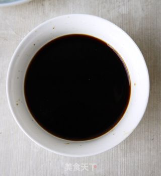 糖醋排骨的做法步骤：2