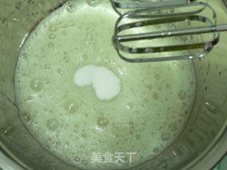 6寸奶油戚风蛋糕的做法步骤：10