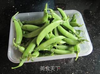 甜蜜豆炒牛肉的做法步骤:2