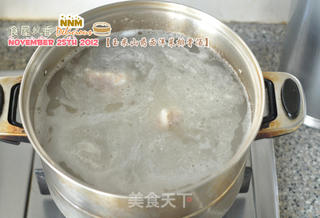 冬季靓汤——玉米山药西洋菜排骨汤的做法步骤:2