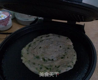 葱油豆渣手撕饼 电饼锅版好吃的饼的做法步骤:11