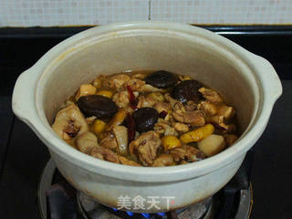 【香菇板栗鸡煲】的做法步骤:10