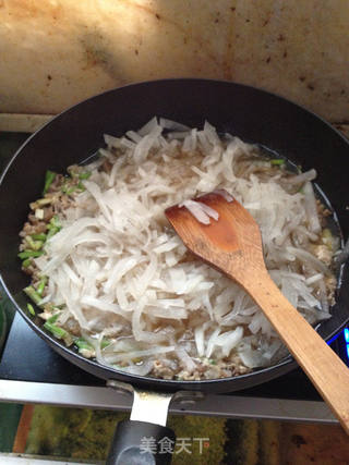 萝卜汆羊肉的做法步骤:8