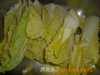 醋溜白菜的做法步骤：1