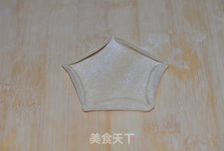 吃吃喝喝之 小清新梅花蒸饺的做法步骤:4