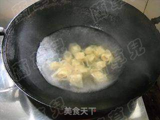 辣白菜紫虾馄饨的做法步骤:8