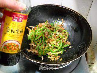 香菇榨菜肉丝的做法步骤:11