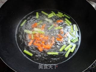 时蔬炒虾仁的做法步骤:6