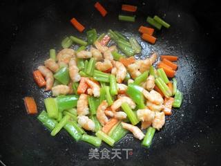 时蔬炒虾仁的做法步骤:9