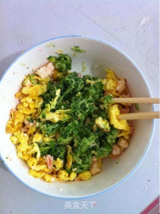 黄瓜虾仁饺的做法步骤:2