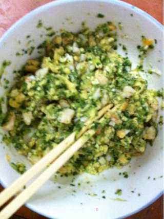 黄瓜虾仁饺的做法步骤:3