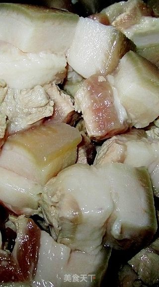 板栗红烧肉的做法步骤:4