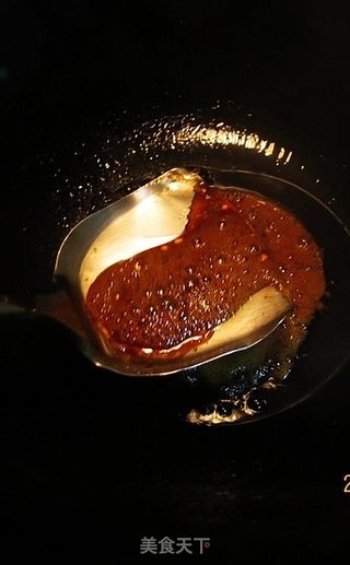 板栗红烧肉的做法步骤:6